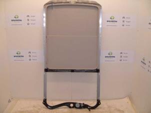 Begagnade Skjutbart tak Peugeot 207 Pris € 67,50 Marginaltabell erbjuds av Snuverink Autodemontage