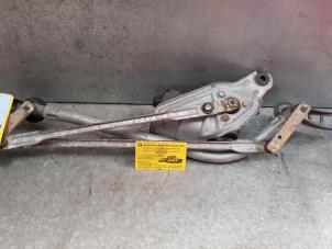 Gebruikte Ruitenwismotor + Mechaniek Nissan Almera Prijs € 50,00 Margeregeling aangeboden door de Nollen autorecycling