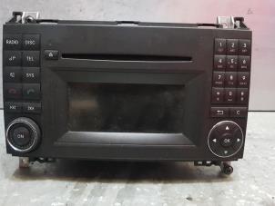 Begagnade Radio Mercedes Sprinter 3,5t (906.73) 224 Pris € 151,25 Inklusive moms erbjuds av de Nollen autorecycling