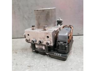 Begagnade ABS-pump Peugeot RCZ (4J) 1.6 16V THP Pris € 250,00 Marginaltabell erbjuds av de Nollen autorecycling