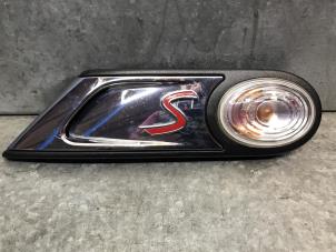 Gebruikte Knipperlicht links Mini Cooper S Prijs € 25,00 Margeregeling aangeboden door de Nollen autorecycling