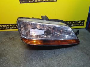 Gebruikte Koplamp rechts Fiat Multipla (186) 1.6 16V 100 SX,ELX Prijs € 40,00 Margeregeling aangeboden door de Nollen autorecycling