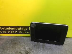 Gebruikte Navigatie Display Mercedes B (W246) 1.5 B-180 CDI,d 16V Prijs € 225,00 Margeregeling aangeboden door de Nollen autorecycling