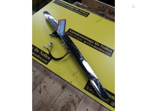 Gebruikte Handgreep Achterklep Mercedes B (W246) 1.5 B-180 CDI,d 16V Prijs € 125,00 Margeregeling aangeboden door de Nollen autorecycling