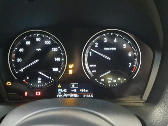 Versnellingsbak van een BMW 1 serie (F20) 118i 1.5 TwinPower 12V 2018