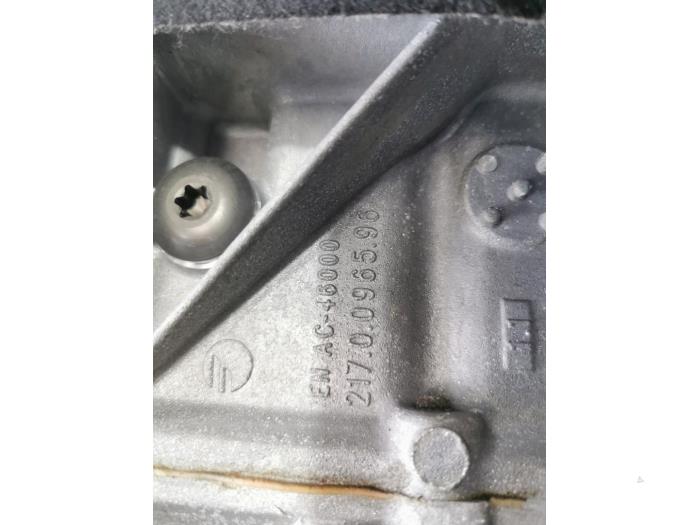 Versnellingsbak van een BMW 1 serie (F20) 118i 1.5 TwinPower 12V 2018
