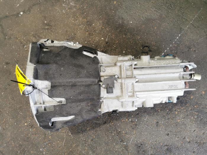 Versnellingsbak van een BMW 1 serie (F20) 118i 1.5 TwinPower 12V 2018