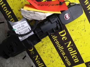 Gebruikte Kontaktslot + Sleutel Fiat Panda (169) 1.1 Fire Prijs € 50,00 Margeregeling aangeboden door de Nollen autorecycling