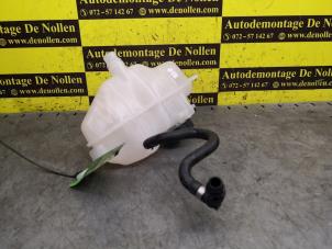 Gebruikte Expansievat Opel Corsa E 1.4 Turbo 16V Prijs € 36,24 Inclusief btw aangeboden door de Nollen autorecycling