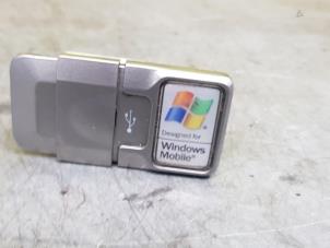 Begagnade AUX/USB-anslutning Alfa Romeo MiTo (955) 1.4 TB 16V Pris € 30,25 Inklusive moms erbjuds av de Nollen autorecycling