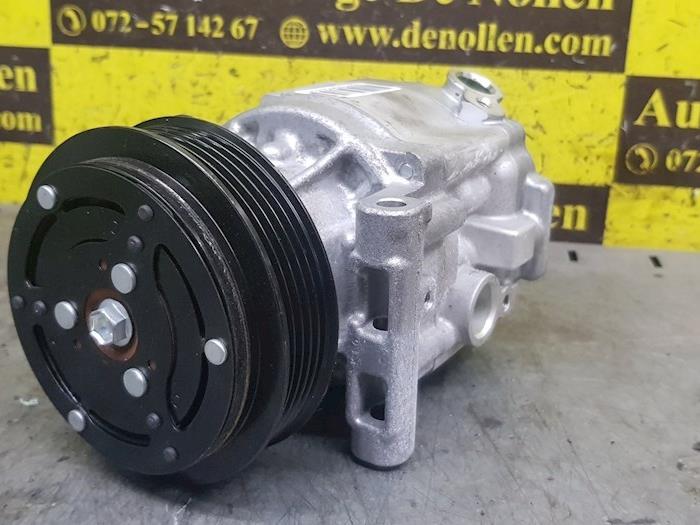 Luftkonditioneringspump från en Abarth 500/595/695 1.4 T-Jet 16V Esse Esse 2018