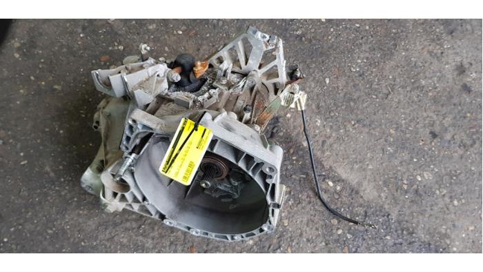 Växellåda från en Abarth 500/595/695 1.4 T-Jet 16V 695 2016