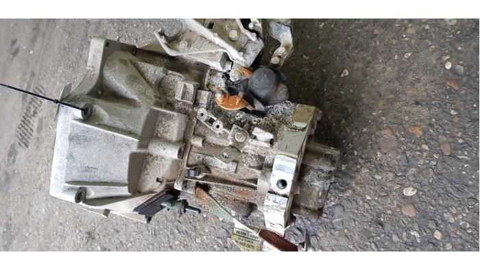 Växellåda från en Abarth 500/595/695 1.4 T-Jet 16V 695 2016