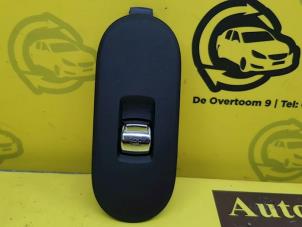 Gebruikte Elektrisch Raam Schakelaar Mini Mini (F56) 1.5 12V Cooper Prijs € 18,15 Inclusief btw aangeboden door de Nollen autorecycling