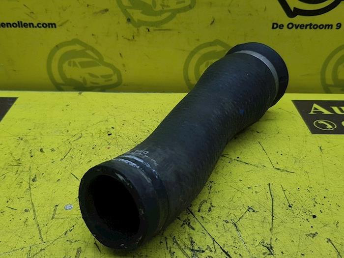 Turboslang från en Abarth 500/595/695 1.4 T-Jet 16V 695 2016