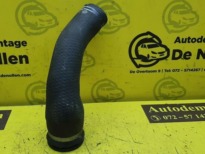 Turboslang från en Abarth 500/595/695 1.4 T-Jet 16V 695 2016