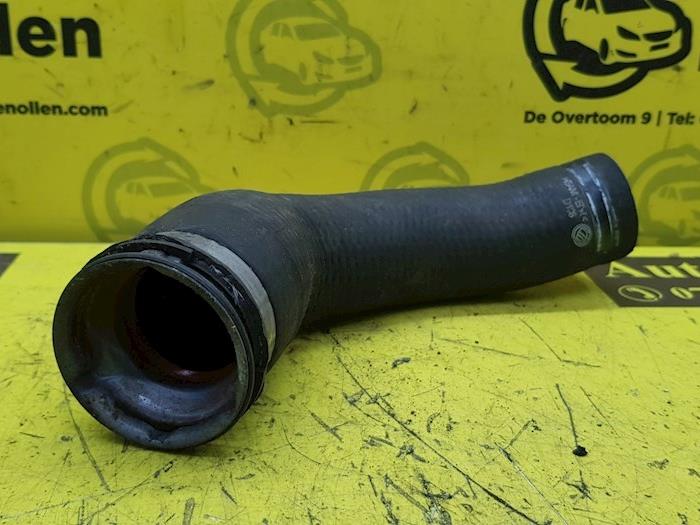Turboslang från en Abarth 500/595/695 1.4 T-Jet 16V 695 2016