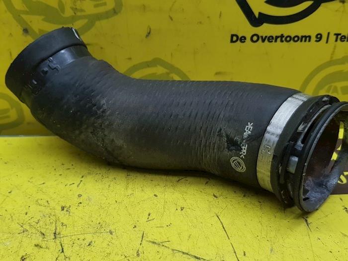 Turboslang från en Abarth 500/595/695 1.4 T-Jet 16V 695 2016