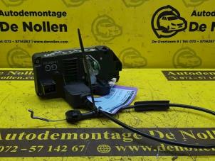 Gebruikte Deurslot Mechaniek 4Deurs links-achter Opel Corsa C 1.4 16V Twin Port Prijs € 30,00 Margeregeling aangeboden door de Nollen autorecycling