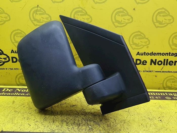 Skärmspegel, höger från en Ford Transit Connect 1.8 TDCi 75 2008