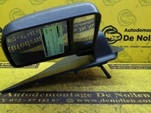 Begagnade Skärmspegel, höger Ford Transit Connect 1.8 TDCi 75 Pris € 42,35 Inklusive moms erbjuds av de Nollen autorecycling