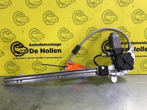 Begagnade Fönstermekanism för bakre dörr, 4-dörrars, höger Renault Laguna II Grandtour (KG) 1.8 16V Pris € 40,00 Marginaltabell erbjuds av de Nollen autorecycling