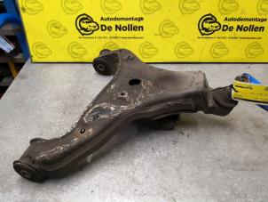 Begagnade Främre gaffelben, höger Mercedes Sprinter 5t (907.6) 311 CDI 2.1 D RWD Pris € 181,50 Inklusive moms erbjuds av de Nollen autorecycling