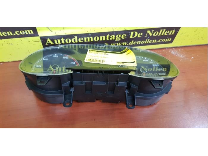 Kilometerteller KM van een Seat Ibiza IV (6J5) 1.2 12V 2014