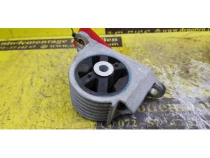 Begagnade Motorfäste BMW Mini One/Cooper (R50) 1.6 16V Cooper Pris € 25,00 Marginaltabell erbjuds av de Nollen autorecycling