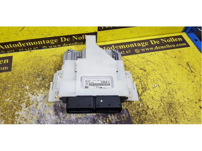 Dator, motorstyrning från en Land Rover Discovery V (LR) 2.0 Td4 16V 2018