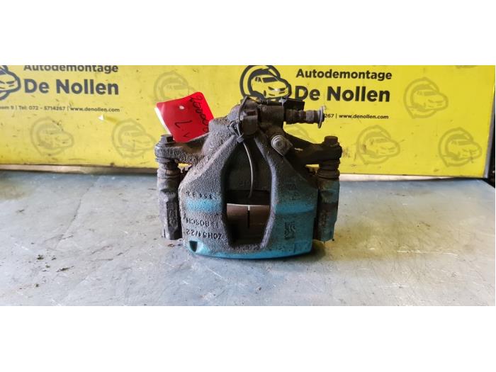 Främre bromsok, vänster från en Abarth 500/595/695 1.4 T-Jet 16V 2013