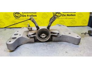 Gebruikte Versnellingsbak Steun BMW 5 serie (G30) 530d 3.0 TwinPower Turbo 24V Prijs op aanvraag aangeboden door de Nollen autorecycling