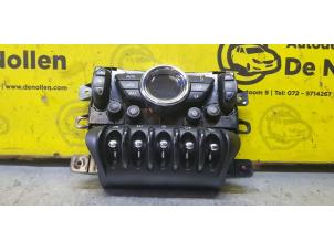 Gebruikte Kachel Bedieningspaneel Mini Mini (R56) 1.6 Cooper D 16V Prijs € 125,00 Margeregeling aangeboden door de Nollen autorecycling