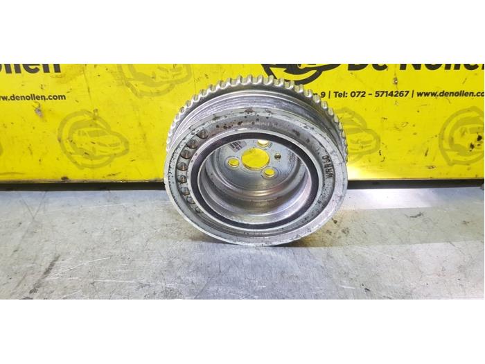 Remskiva, vevaxel från en Abarth 500/595/695 1.4 T-Jet 16V Esse Esse 2018