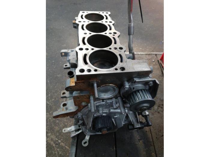 Motor, vevhus från en Abarth 500/595/695 1.4 T-Jet 16V Esse Esse 2018