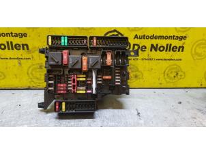 Begagnade Säkringsbox BMW 2 serie Gran Tourer (F46) 220i 2.0 TwinPower Turbo 16V Pris € 121,00 Inklusive moms erbjuds av de Nollen autorecycling