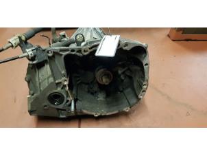 Begagnade Växellåda Renault Clio III Estate/Grandtour (KR) 1.2 16V 75 Pris € 350,00 Marginaltabell erbjuds av de Nollen autorecycling