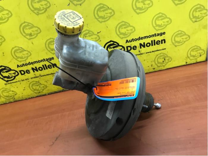 Bromsservo från en Fiat 500 (312) 1.3 MJTD 16V 2008