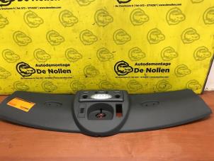 Begagnade Vindruta Austin Mini Open (R52) 1.6 16V Cooper Pris på förfrågan erbjuds av de Nollen autorecycling