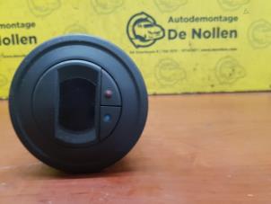 Begagnade Värmekontrollpanel Renault Espace (JK) 2.0 16V Turbo Pris € 35,00 Marginaltabell erbjuds av de Nollen autorecycling