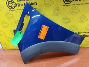 Gebruikte Spatbord links-voor Mini Mini Cooper S (R53) 1.6 16V Prijs € 90,75 Inclusief btw aangeboden door de Nollen autorecycling