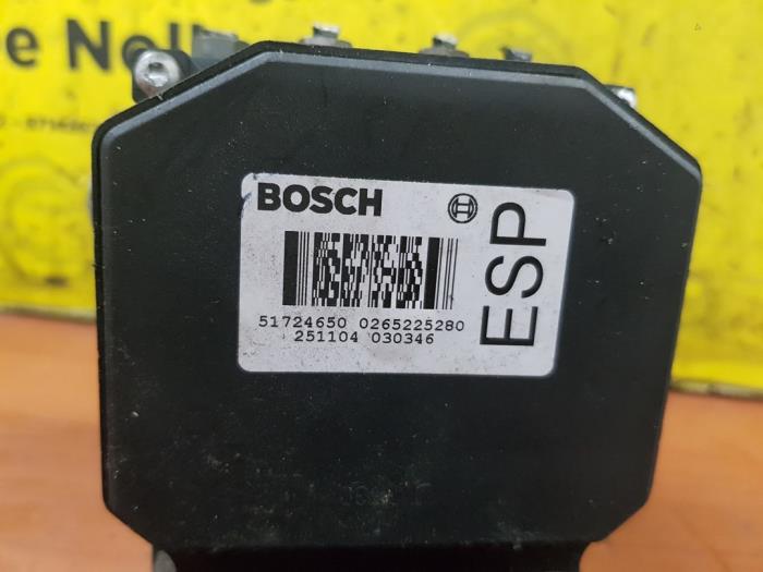 Pompa ABS z Alfa Romeo 156 Sportwagon (932) 1.8 Twin spark 16V 2005