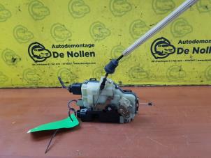 Gebruikte Deurslot Mechaniek 4Deurs rechts-voor Seat Leon (1M1) 1.9 TDI 100 Prijs € 35,00 Margeregeling aangeboden door de Nollen autorecycling