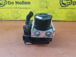 Begagnade ABS-pump Ford Focus 2 Wagon 1.6 TDCi 16V 90 Pris € 50,00 Marginaltabell erbjuds av de Nollen autorecycling