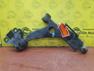 Begagnade Främre gaffelben, höger Ford Focus 3 2.0 ST EcoBoost 16V Pris € 75,00 Marginaltabell erbjuds av de Nollen autorecycling