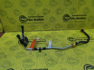 Gebruikte Brandstofleiding Landrover Range Rover Evoque (LVJ/LVS) 2.0 eD 150 16V Prijs € 50,00 Margeregeling aangeboden door de Nollen autorecycling