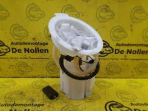 Używane Elektryczna pompa paliwa Mini Mini (F56) 1.5 12V Cooper D Cena € 75,00 Procedura marży oferowane przez de Nollen autorecycling