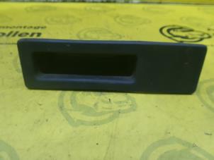 Begagnade Spak, baklucka BMW 2 serie (F22) 218d 2.0 16V Pris € 50,00 Marginaltabell erbjuds av de Nollen autorecycling