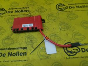 Używane Bezpiecznik BMW 4 serie (F32) 435i 3.0 24V Cena € 40,00 Procedura marży oferowane przez de Nollen autorecycling