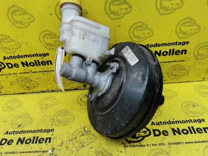 Bromsservo från en Fiat 500 (312) 1.3 MJTD 16V 2008
